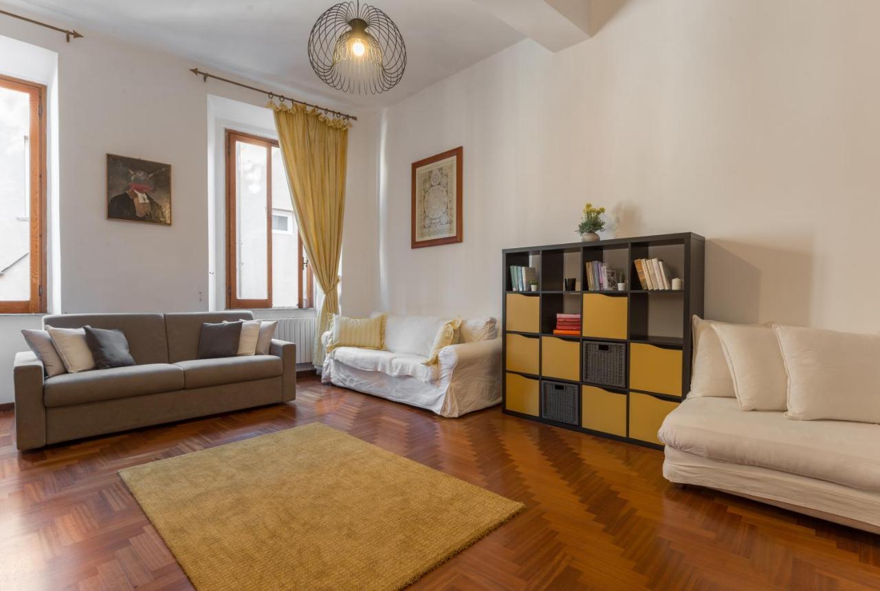 Appartamento Vicolo Delle Grotte Рим Екстериор снимка